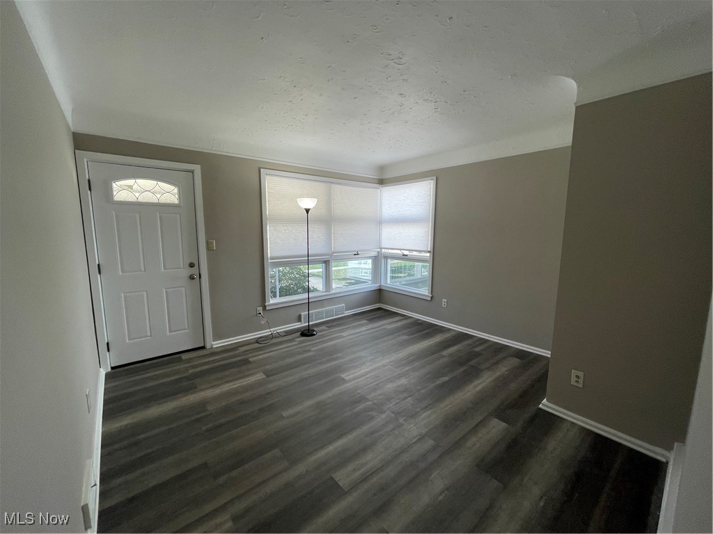 1337 Elmwood Road Property Photo 9