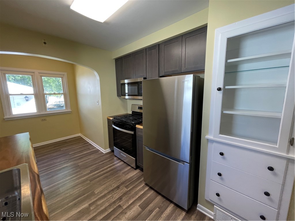 1337 Elmwood Road Property Photo 11