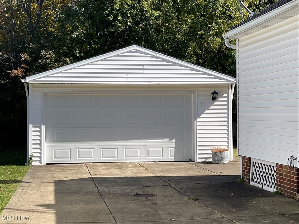 1337 Elmwood Road Property Photo 24