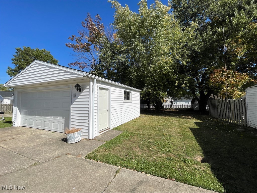 1337 Elmwood Road Property Photo 25