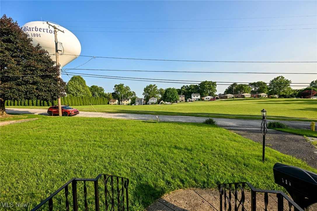 357 E Paige Avenue Property Photo 11