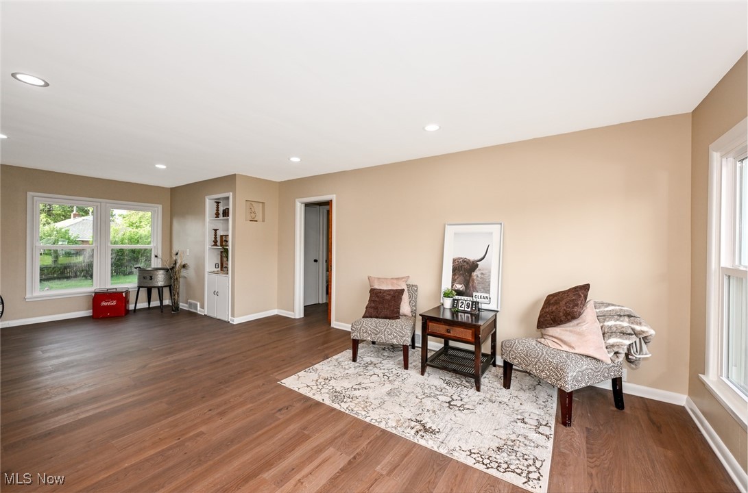 357 E Paige Avenue Property Photo 12