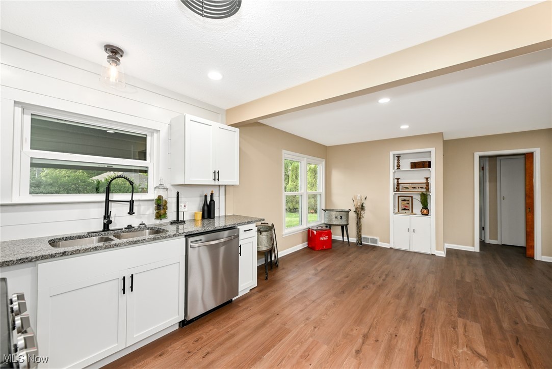 357 E Paige Avenue Property Photo 17