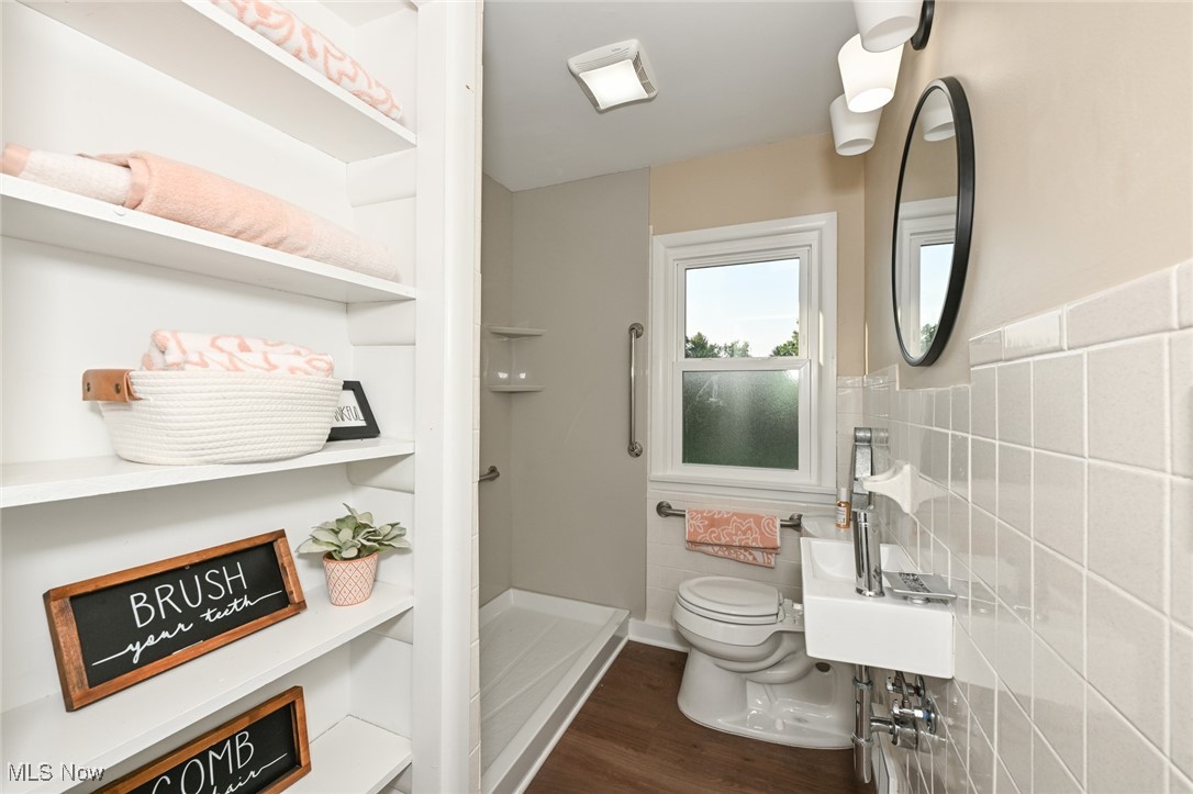 357 E Paige Avenue Property Photo 25