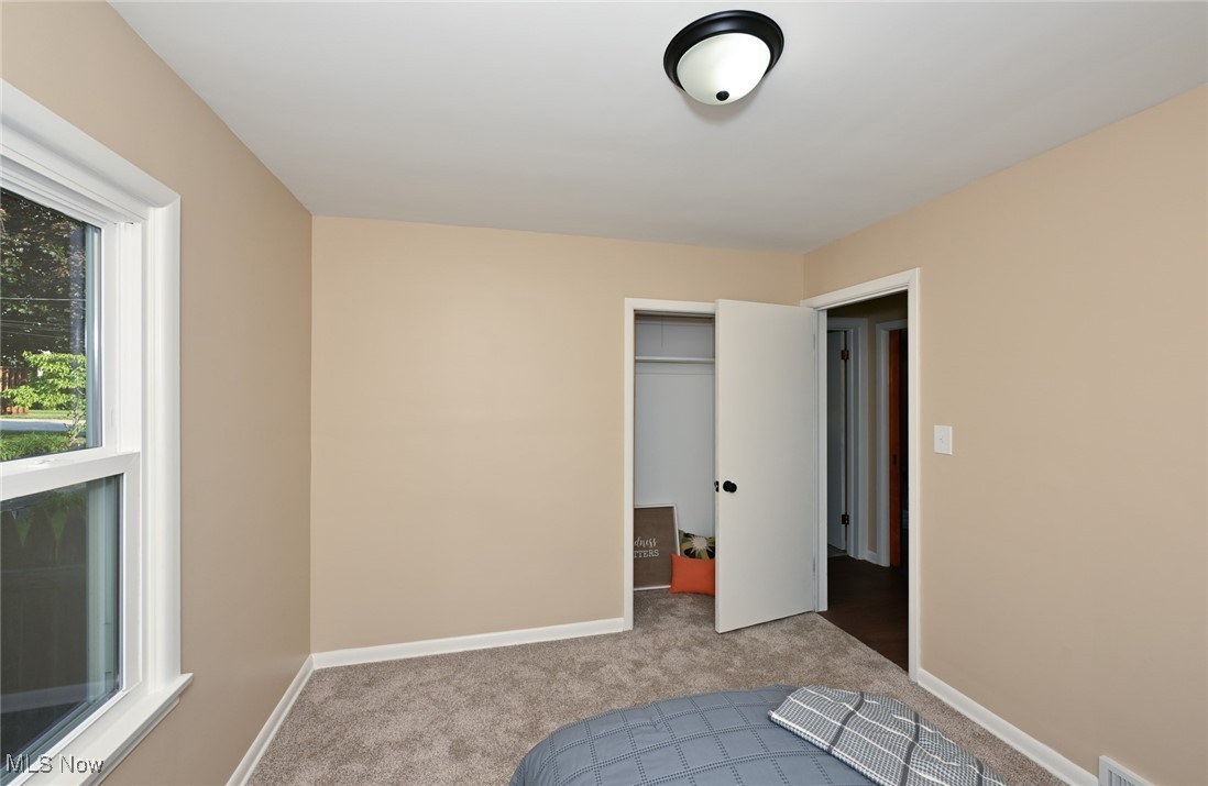 357 E Paige Avenue Property Photo 28