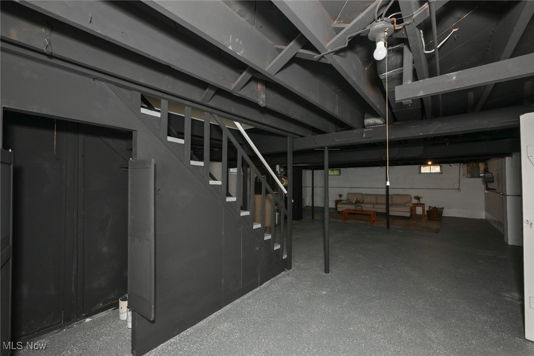 357 E Paige Avenue Property Photo 34