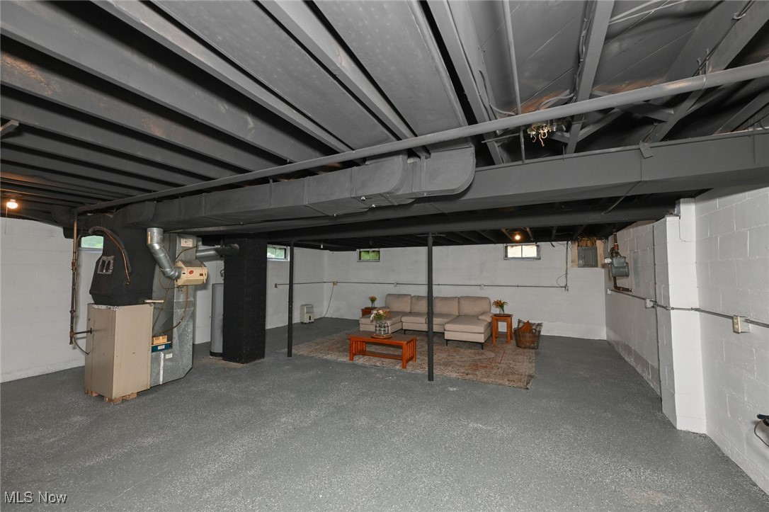 357 E Paige Avenue Property Photo 35