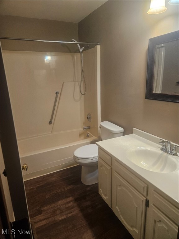 4543 Saint James Circle Nw Property Photo 6