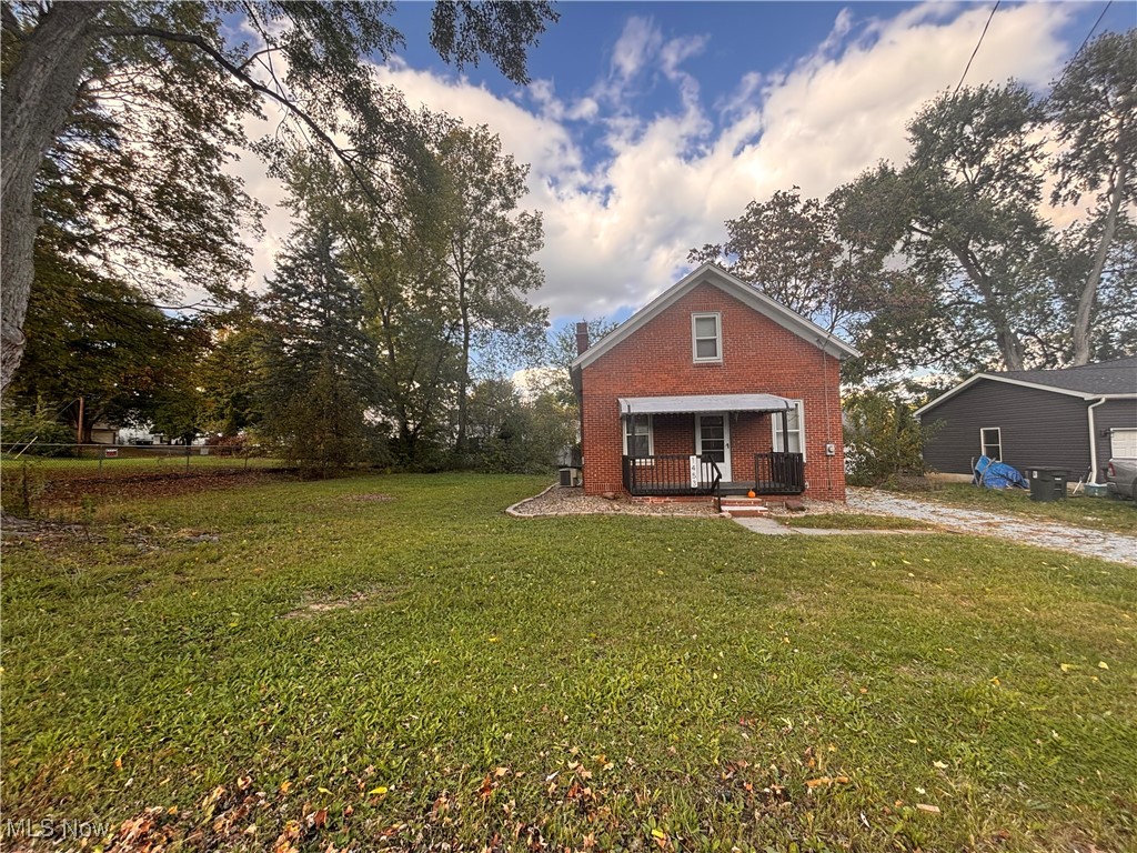 1453 Woodbirch Avenue Property Photo 1