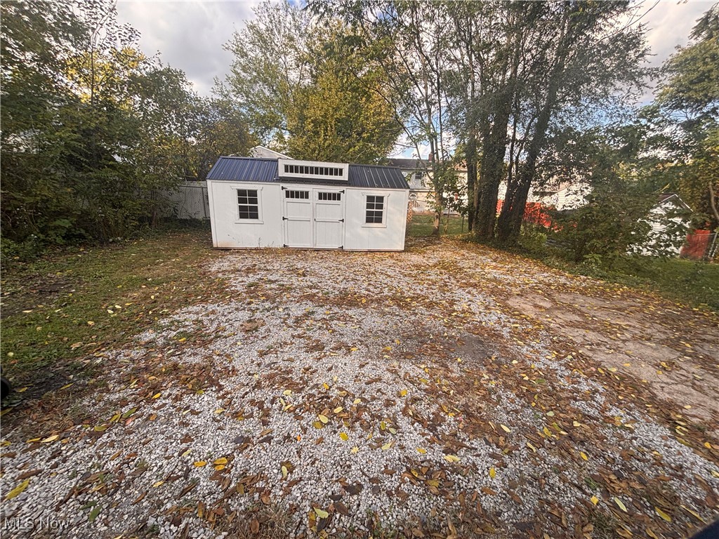 1453 Woodbirch Avenue Property Photo 4