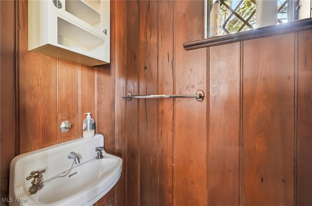 740 Fairway Drive Property Photo 34