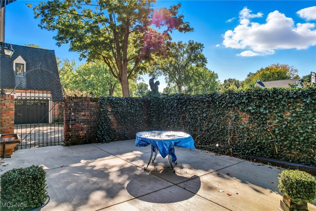 740 Fairway Drive Property Photo 40