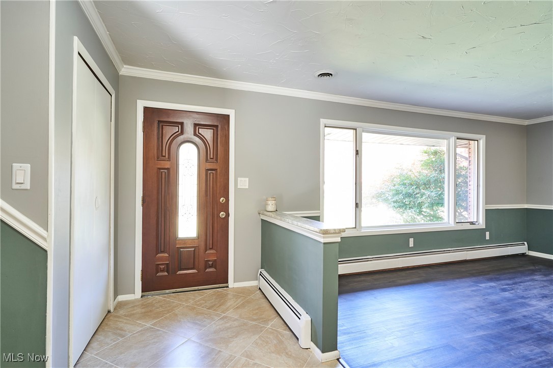 8585 Carmichael Drive Property Photo 7