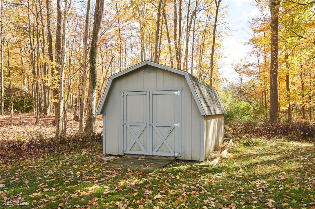 8585 Carmichael Drive Property Photo 37