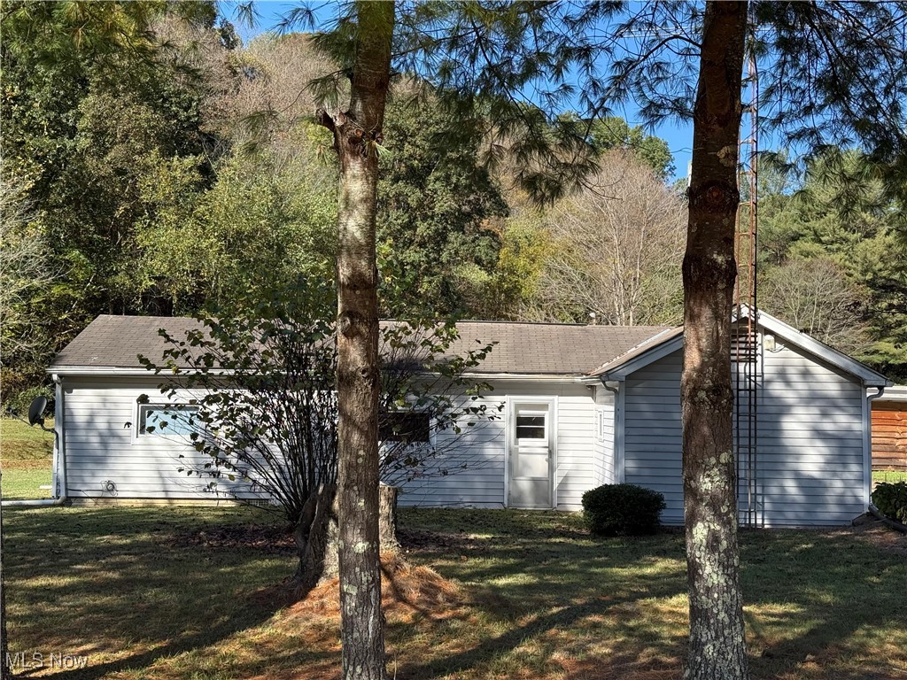 4085 Cannelville Road Property Photo 2