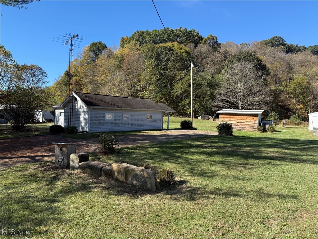 4085 Cannelville Road Property Photo 3