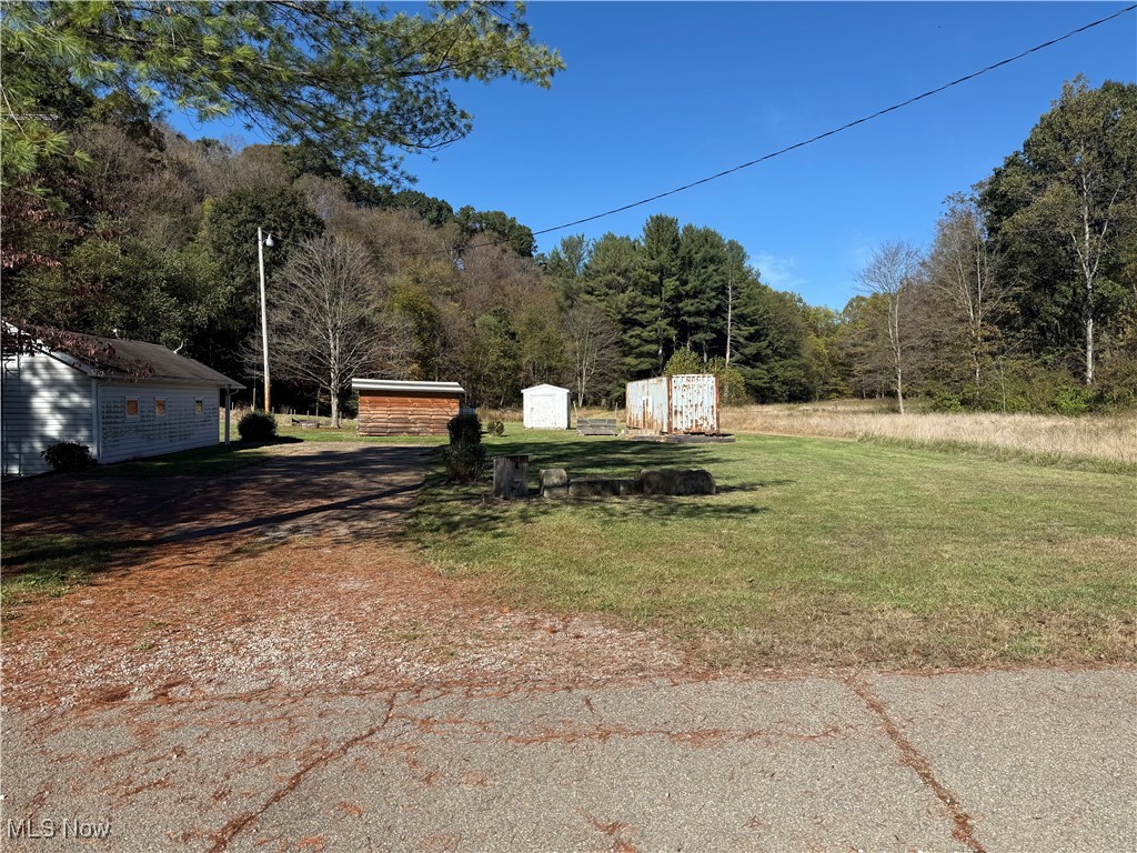 4085 Cannelville Road Property Photo 4