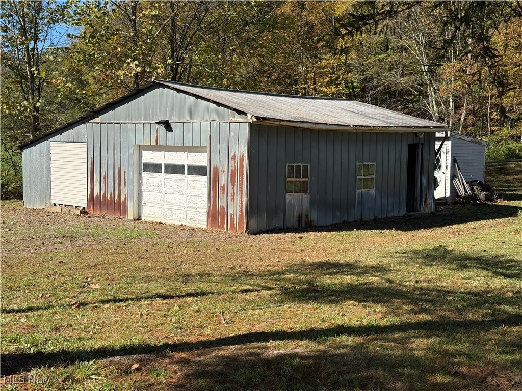 4085 Cannelville Road Property Photo 5