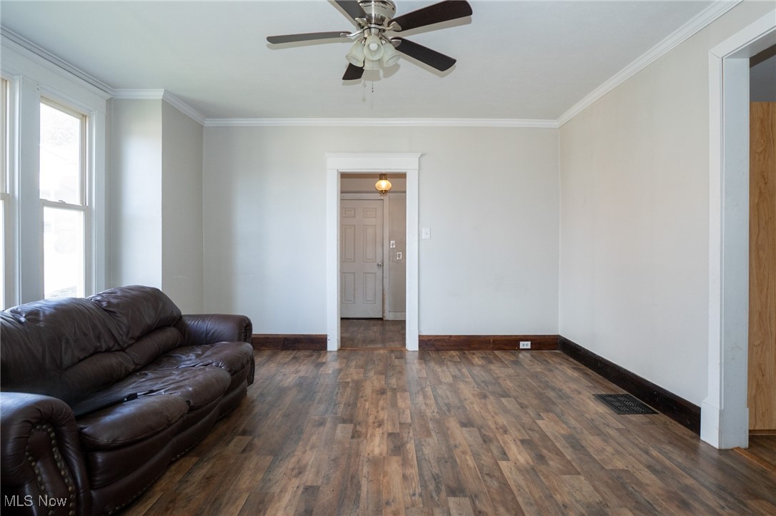 1224 Curtis Avenue Property Photo 9