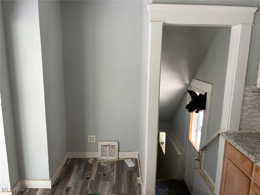 7808 Force Avenue Property Photo 7