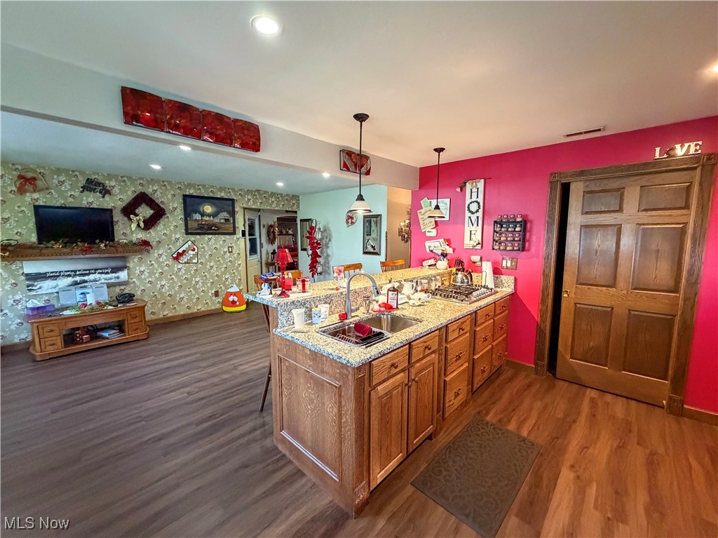 425 Southward Drive Property Photo 8