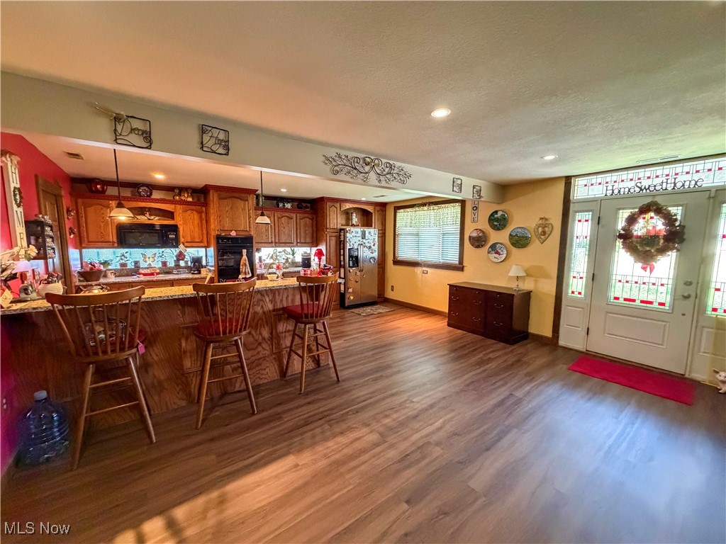 425 Southward Drive Property Photo 9