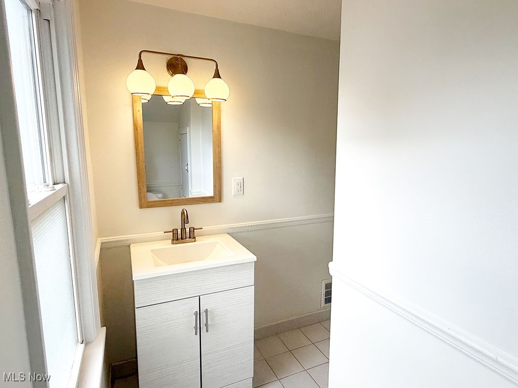 327 Adelaide Property Photo 16