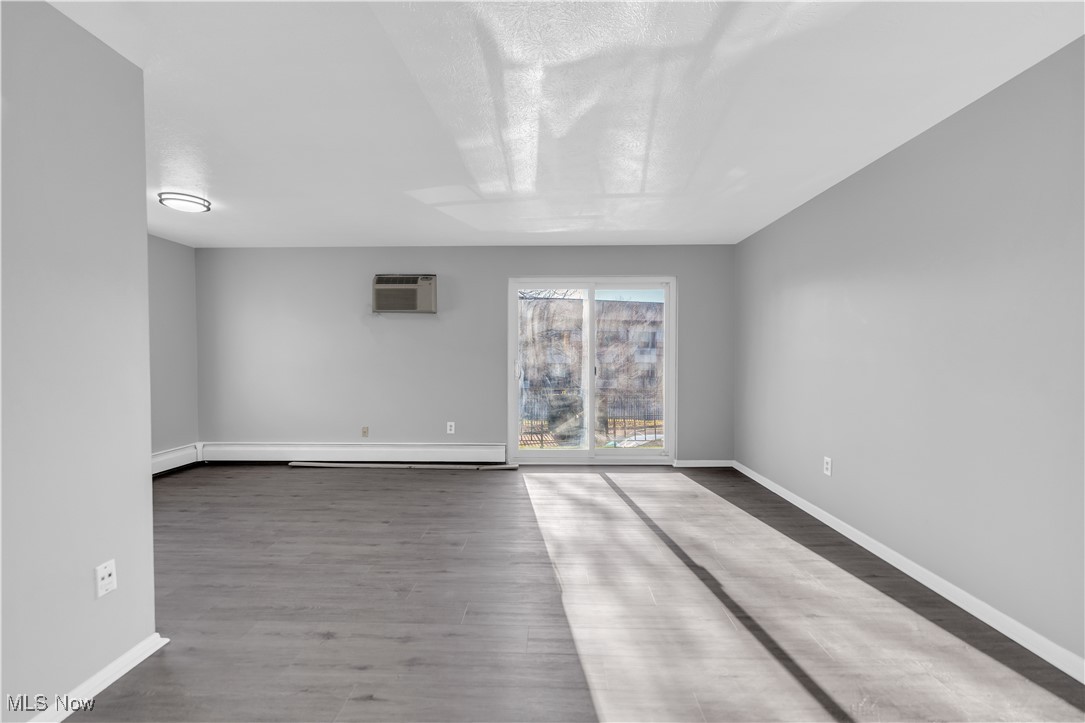 18809 Bella Drive Property Photo 20