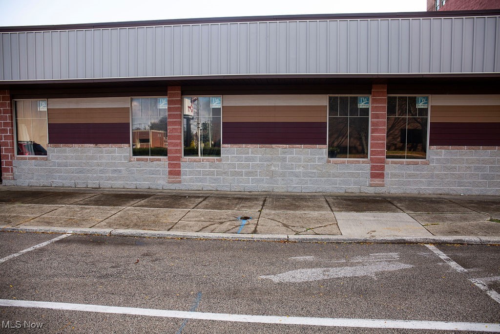 4714 Main Avenue Property Photo 4