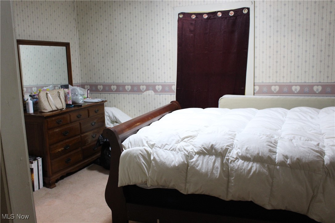 306 E Chestnut Street Property Photo 9