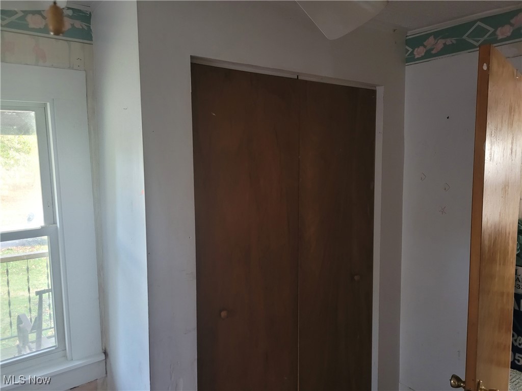 2884 Barder Avenue Se Property Photo 5