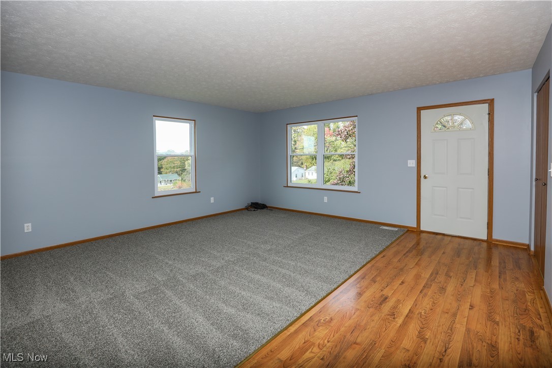 6720 Newton Falls Road Property Photo 9