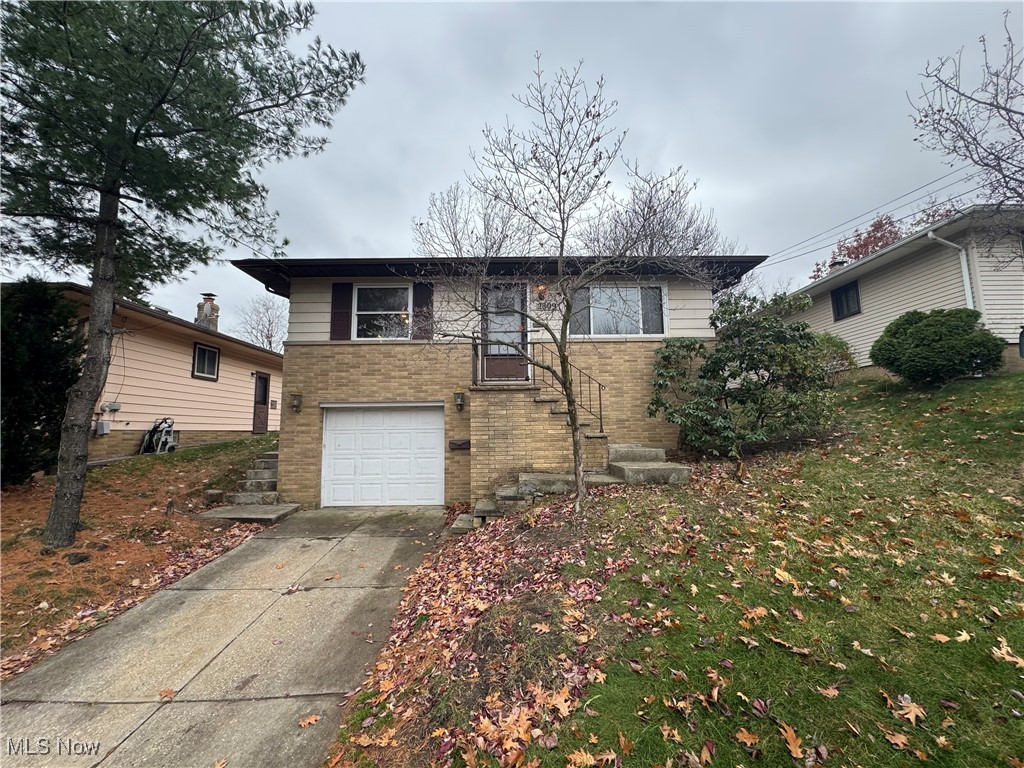 2809 Wales Avenue Property Photo 1