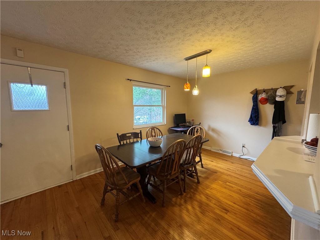 2809 Wales Avenue Property Photo 7