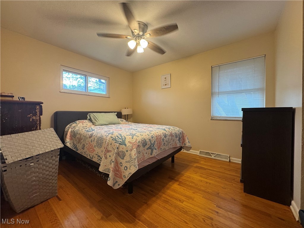 2809 Wales Avenue Property Photo 10