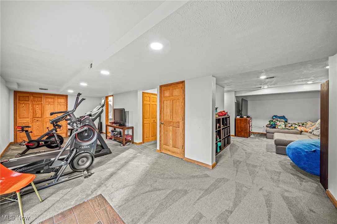 8127 Garfield Drive Property Photo 37