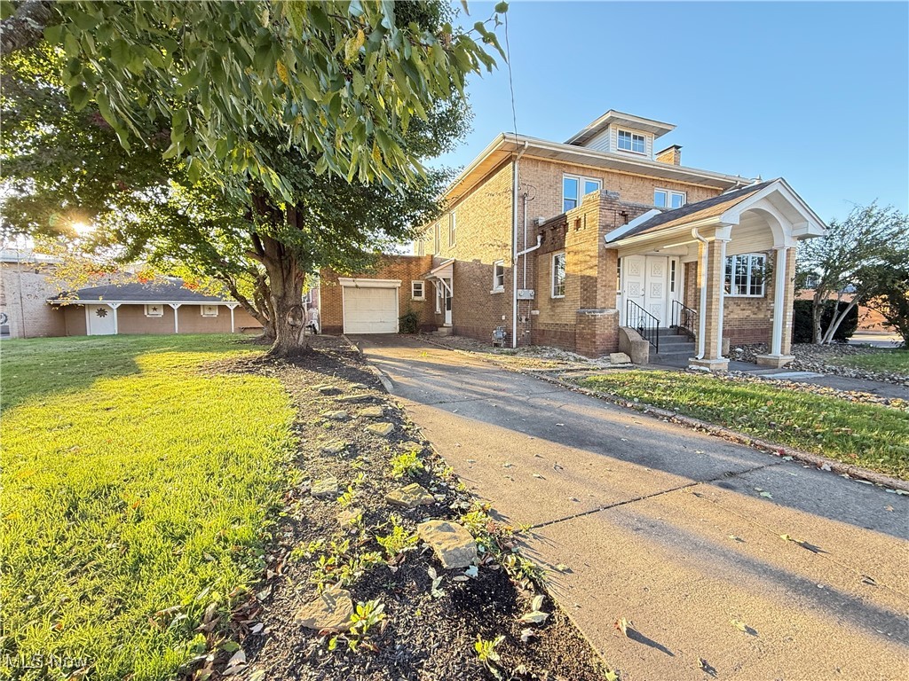 211 N 3rd Street Property Photo 1