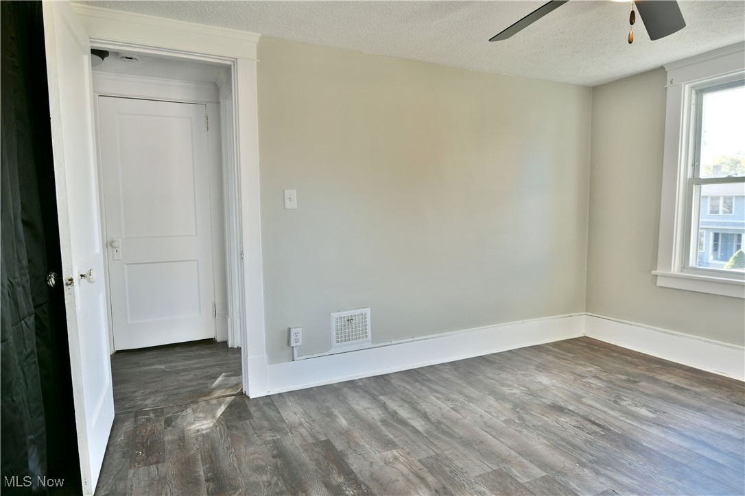 781 Oak Knoll Avenue Se Property Photo 20