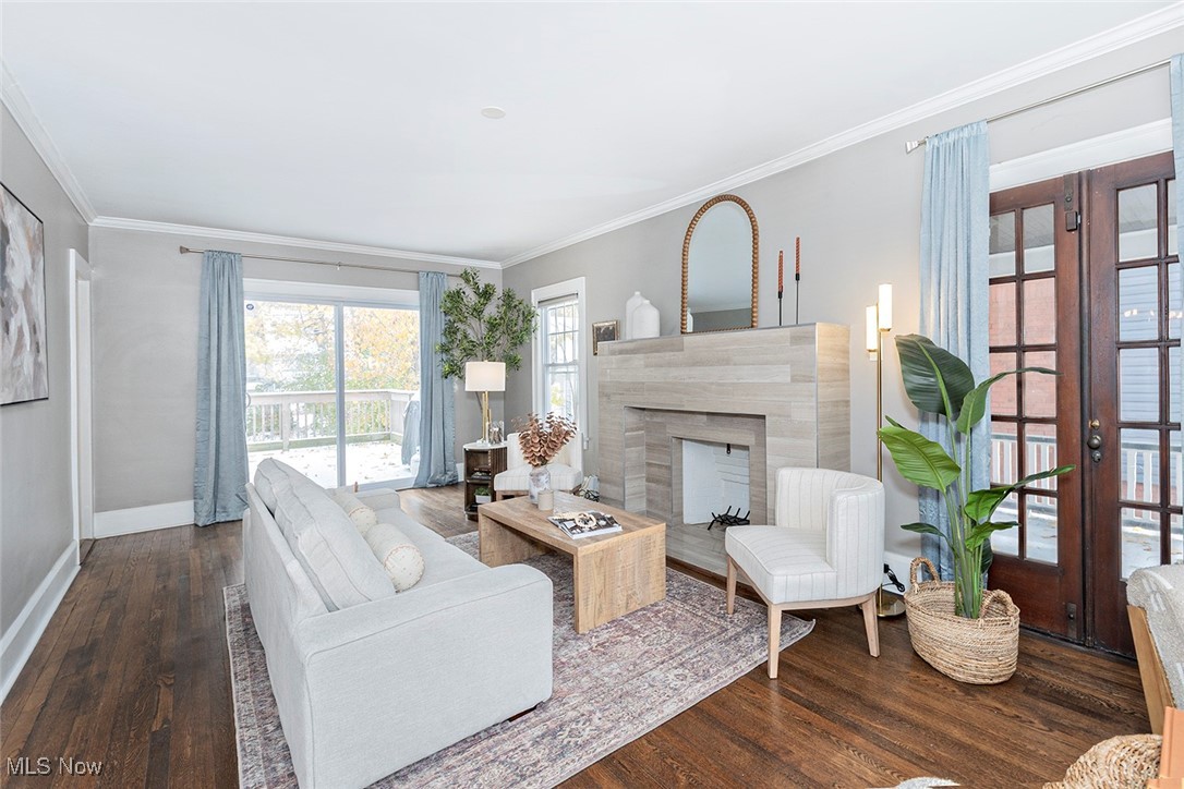 2875 Coleridge Road Property Photo 3