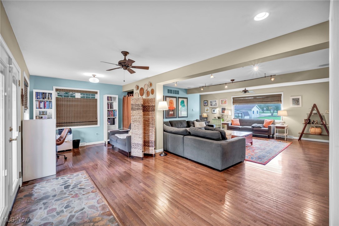 9083 Shepard Road Property Photo 8