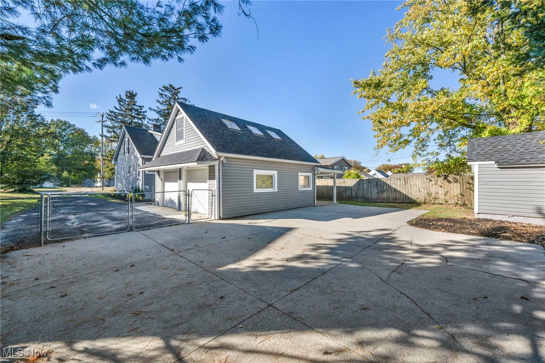 2063 Columbia Road Property Photo 38