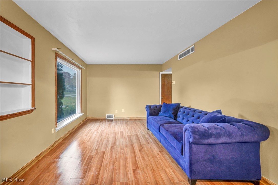 1400 Orchard Heights Drive Property Photo 6