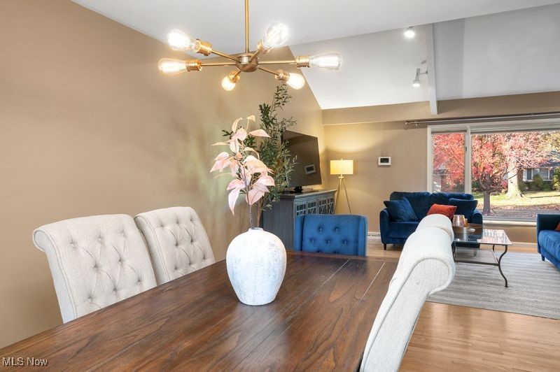 5560 Lansbury Lane Property Photo 7