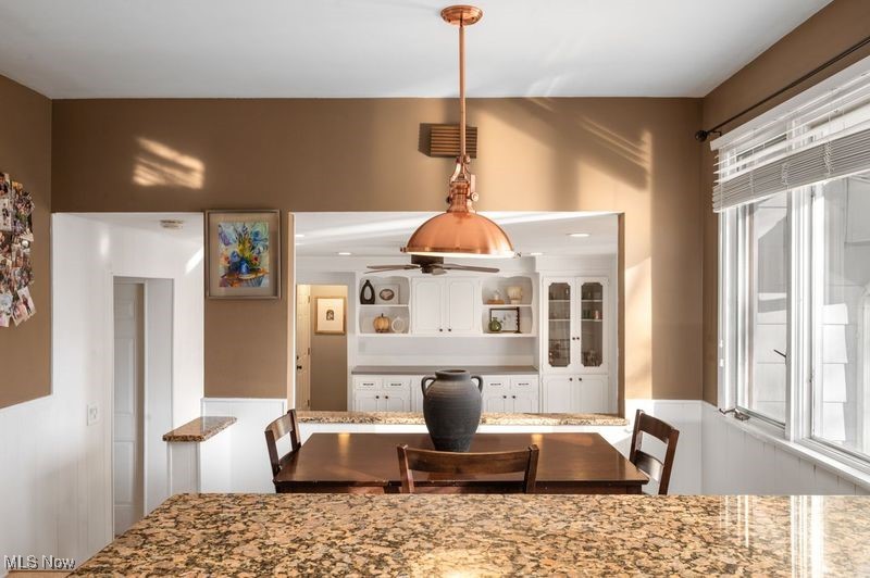 5560 Lansbury Lane Property Photo 11