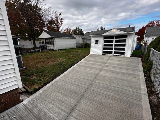 1648 Douglas Road Property Photo 3