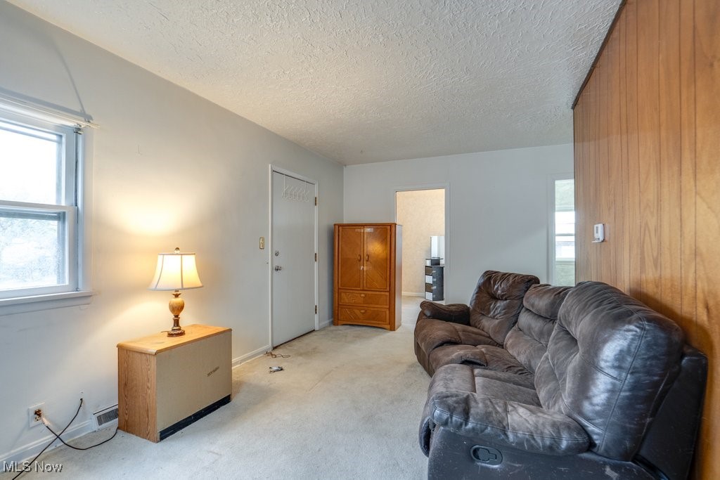 24681 Aurora Road Property Photo 3