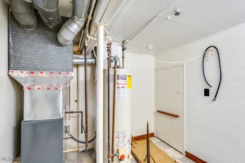 24681 Aurora Road Property Photo 16