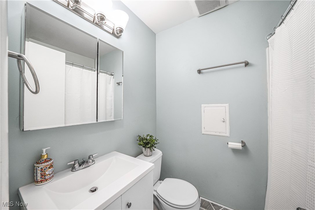 197 Lindsey Road Property Photo 11