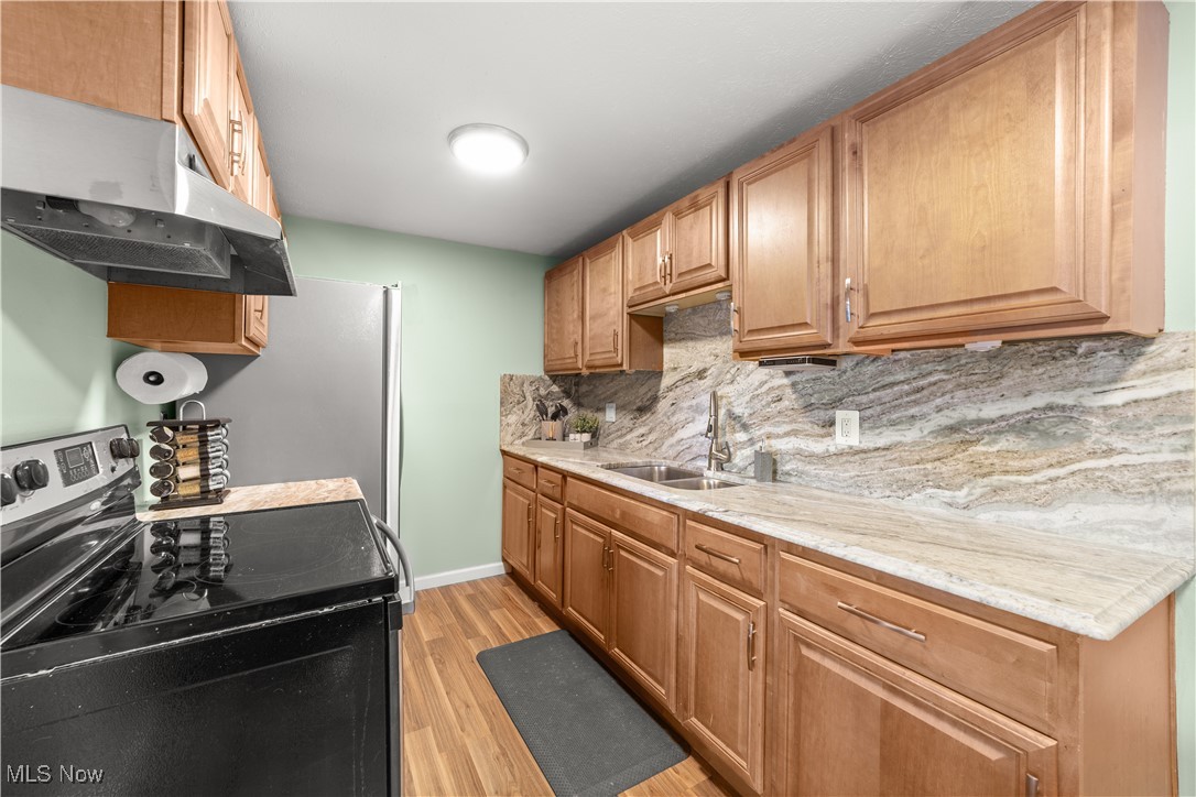 9510 Cove Drive C-12 Property Photo 10