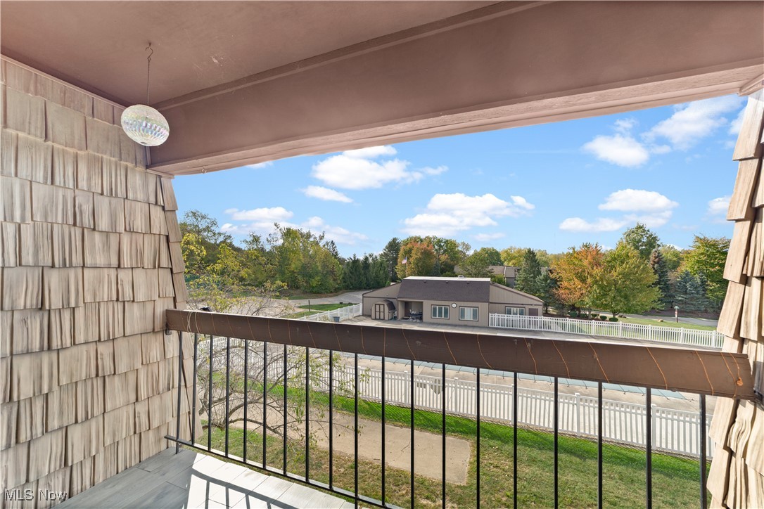 9510 Cove Drive C-12 Property Photo 24